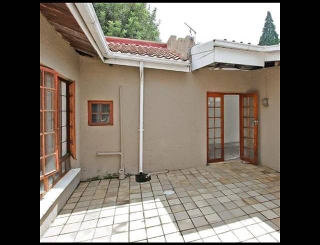 5 BEDROOM HOUSE FOR SALE IN OBSERVATORY